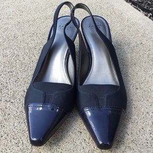 Circa Joan & David Luxe Dameka